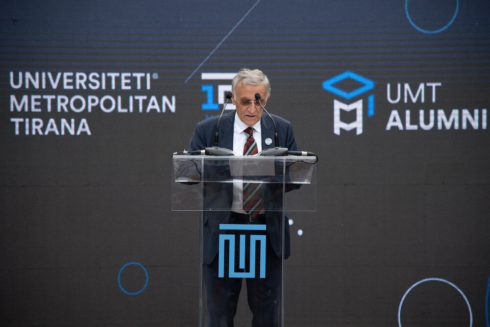 Takim Alumni 2021 - Universiteti Metropolitan Tirana