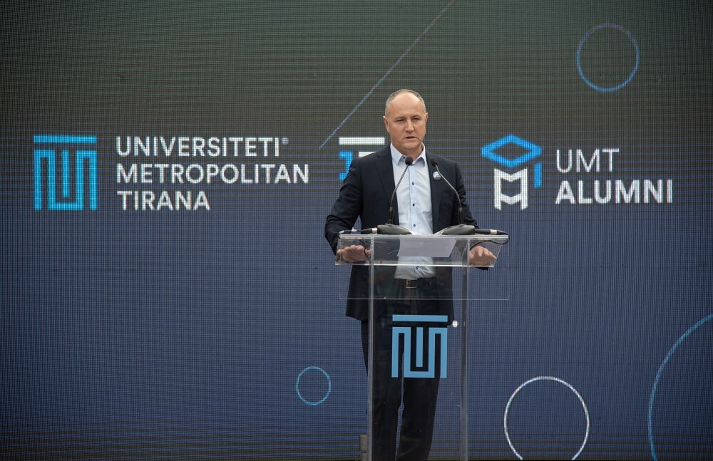 Takim Alumni 2021 - Universiteti Metropolitan Tirana