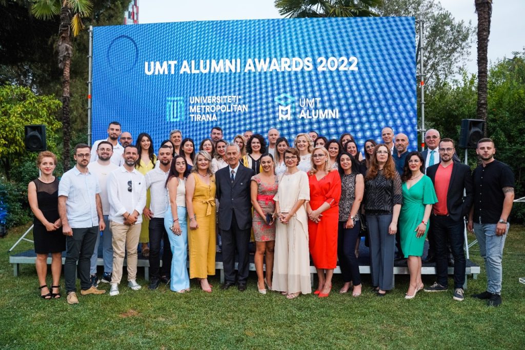 Takim Alumni 2022 - Universiteti Metropolitan Tirana