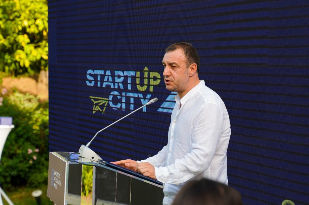 Start-Up City Universiteti Metropolitan Tirana